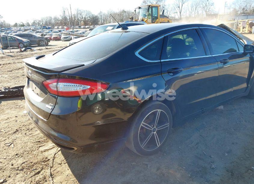 Photo 4 of 2013 Ford Fusion SE (VIN 3FA6P0H94DR259580)