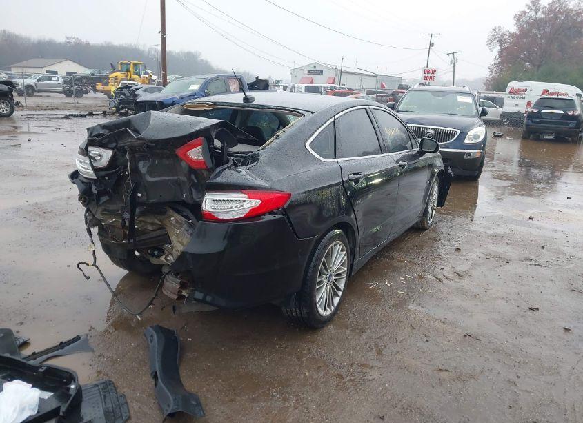 Photo 4 of 2014 Ford Fusion SE (VIN 3FA6P0H94ER109857)