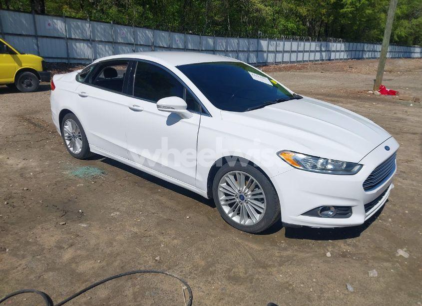 2014 Ford Fusion SE (VIN 3FA6P0H94ER257667) main photo