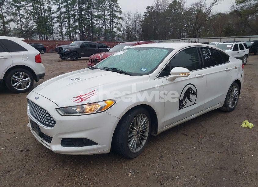 Photo 2 of 2014 Ford Fusion SE (VIN 3FA6P0H94ER315499)