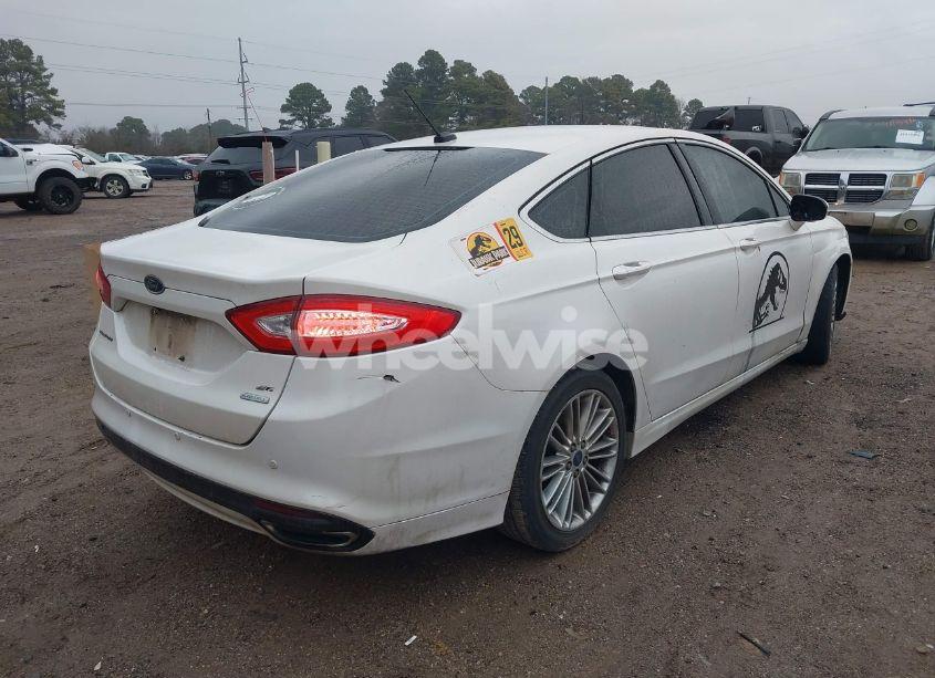 Photo 4 of 2014 Ford Fusion SE (VIN 3FA6P0H94ER315499)