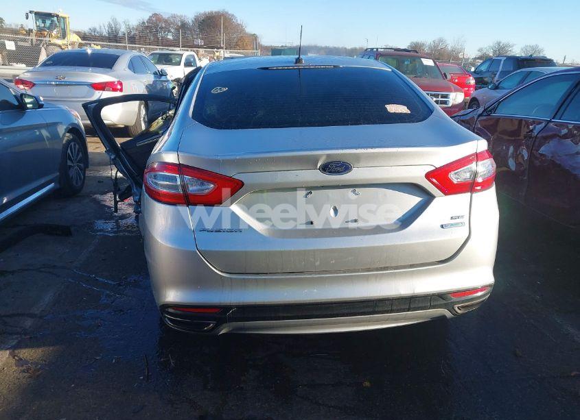 Photo 16 of 2014 Ford Fusion SE (VIN 3FA6P0H94ER323604)