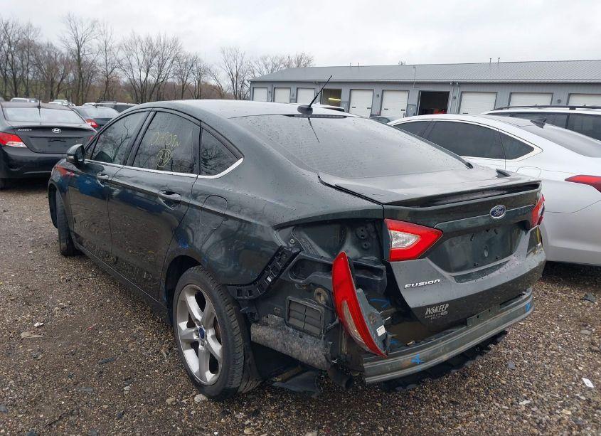 Photo 3 of 2015 Ford Fusion SE (VIN 3FA6P0H94FR103929)