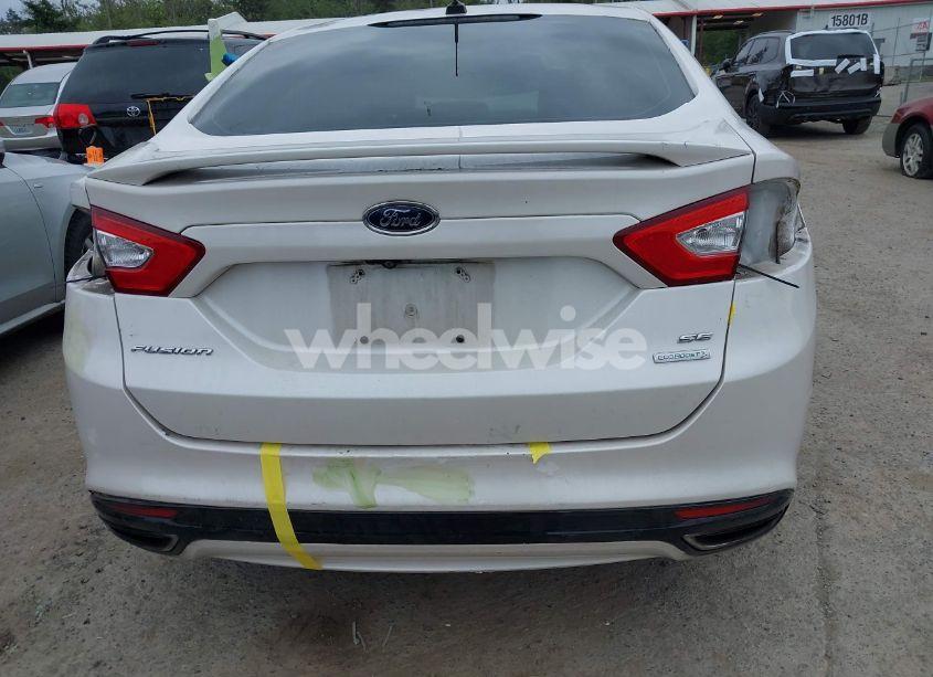 Photo 6 of 2015 Ford Fusion SE (VIN 3FA6P0H94FR258707)