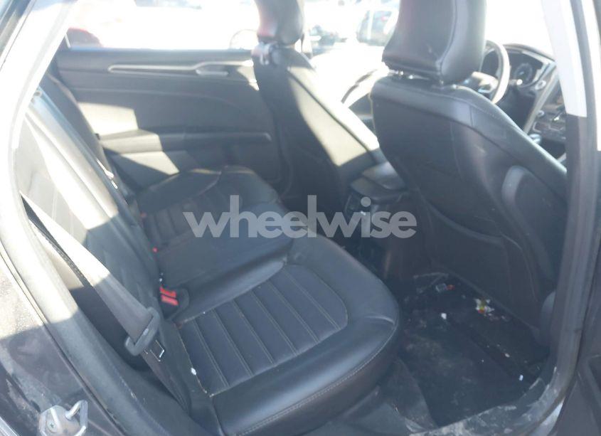 Photo 8 of 2016 Ford Fusion SE (VIN 3FA6P0H94GR129321)