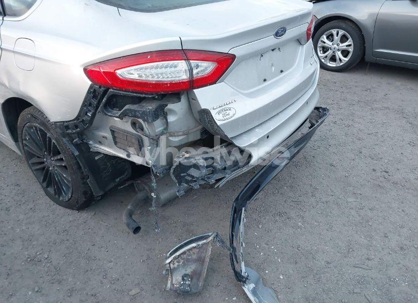 Photo 6 of 2016 Ford Fusion SE (VIN 3FA6P0H94GR272656)