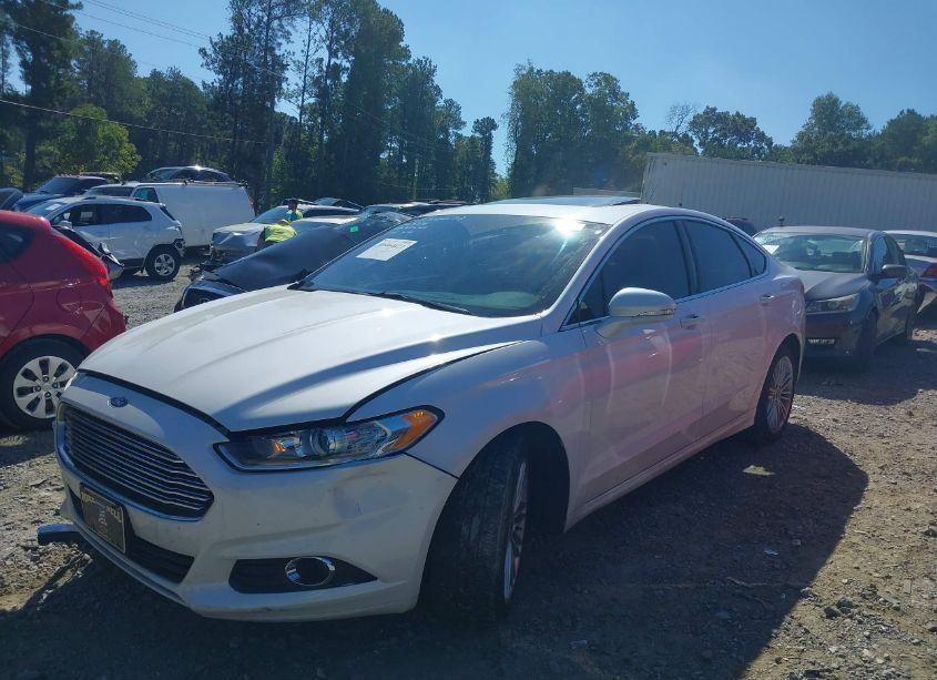 Photo 2 of 2016 Ford Fusion SE (VIN 3FA6P0H94GR296584)