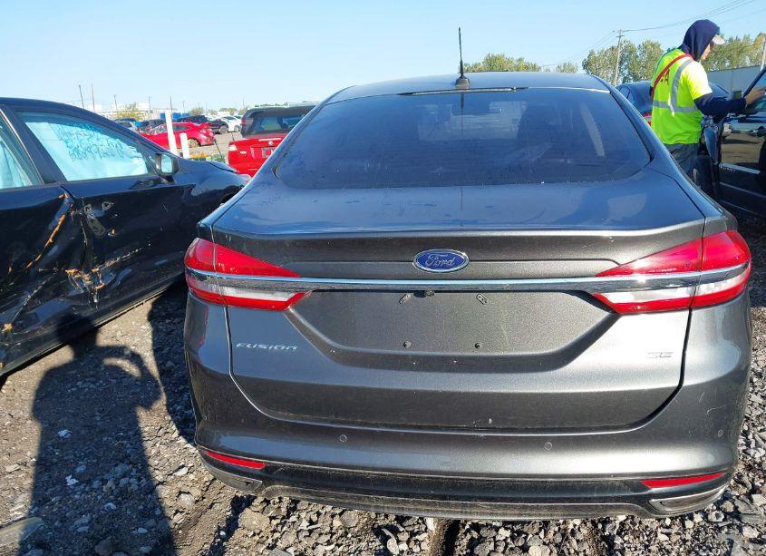 Photo 16 of 2017 Ford Fusion SE (VIN 3FA6P0H94HR136531)