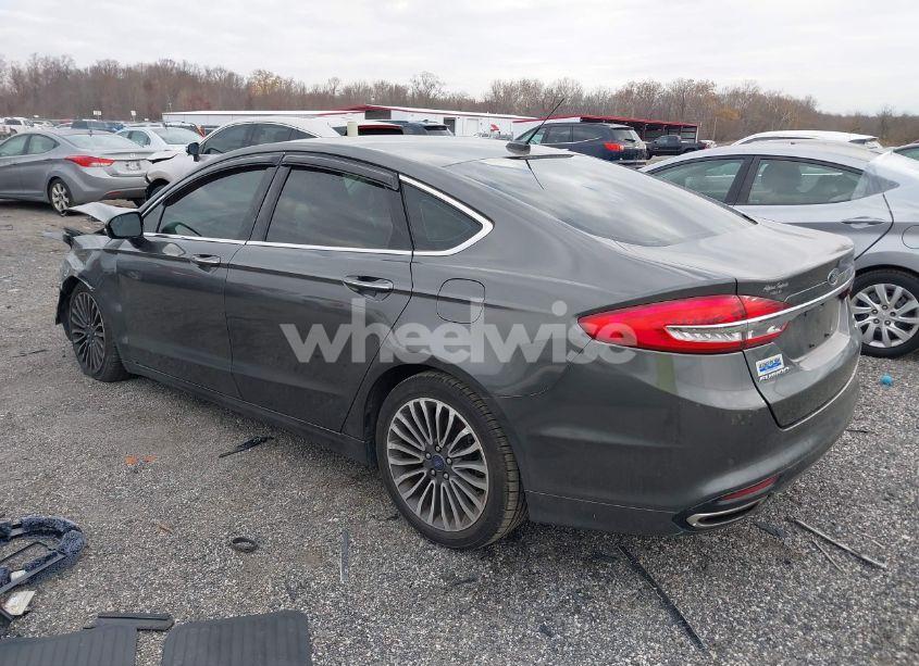 Photo 3 of 2017 Ford Fusion SE (VIN 3FA6P0H94HR137193)