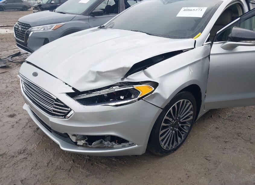Photo 6 of 2017 Ford Fusion SE (VIN 3FA6P0H94HR211177)