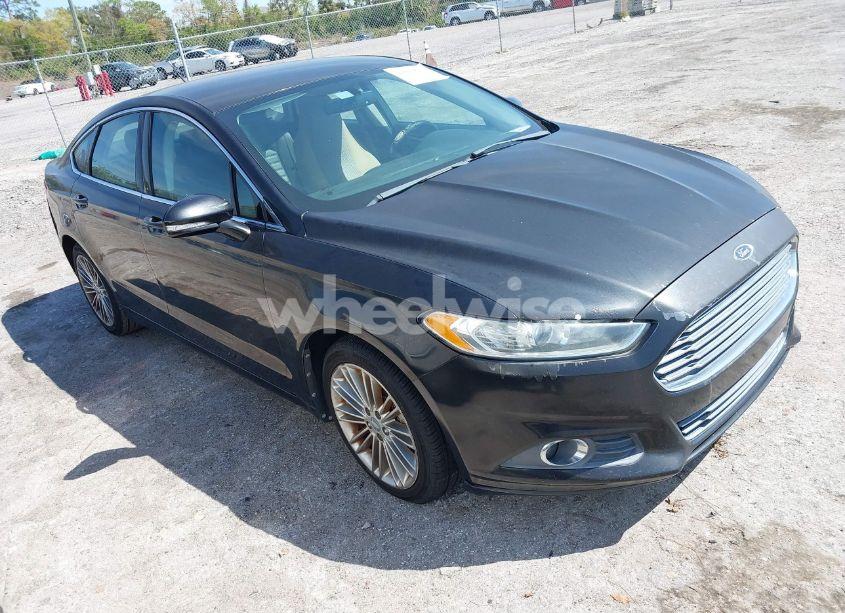 2013 Ford Fusion SE (VIN 3FA6P0H95DR238477) main photo