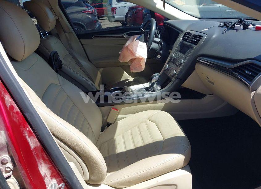 Photo 5 of 2013 Ford Fusion SE (VIN 3FA6P0H95DR331287)