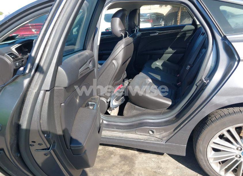 Photo 8 of 2013 Ford Fusion SE (VIN 3FA6P0H95DR346100)