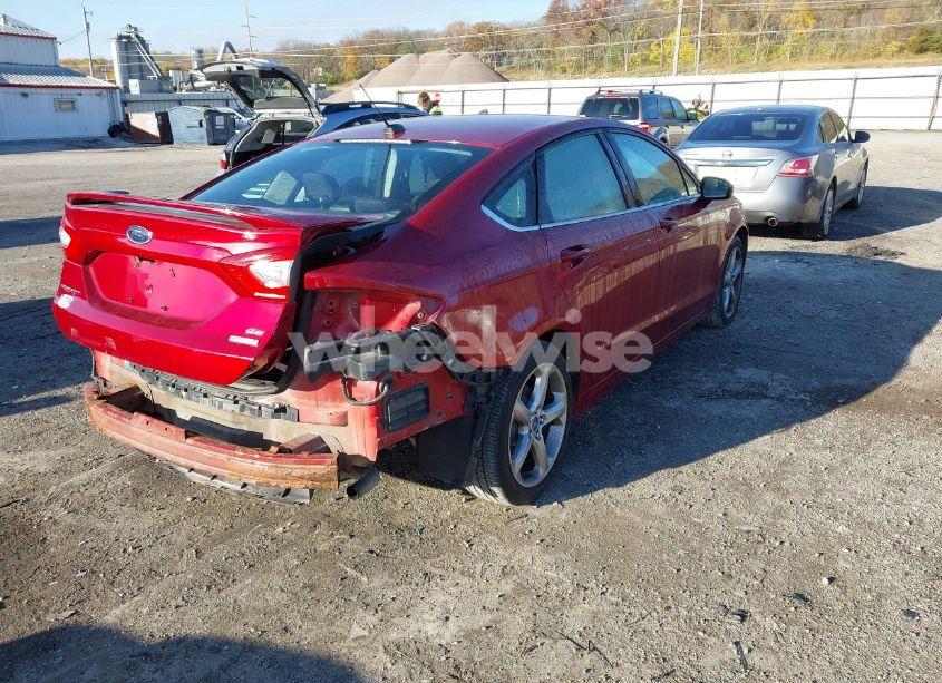 Photo 4 of 2014 Ford Fusion SE (VIN 3FA6P0H95ER231997)