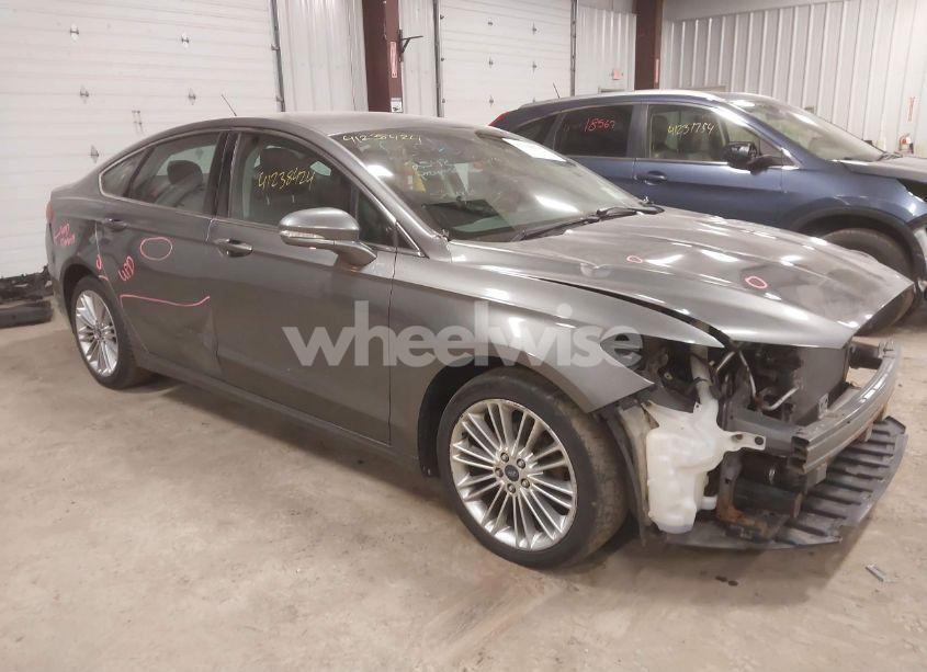 2014 Ford Fusion SE (VIN 3FA6P0H95ER308822) main photo