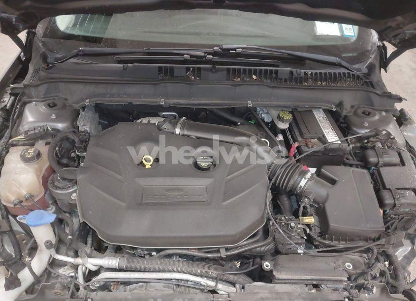 Photo 10 of 2014 Ford Fusion SE (VIN 3FA6P0H95ER308822)