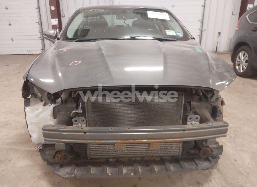 Photo 13 of 2014 Ford Fusion SE (VIN 3FA6P0H95ER308822)