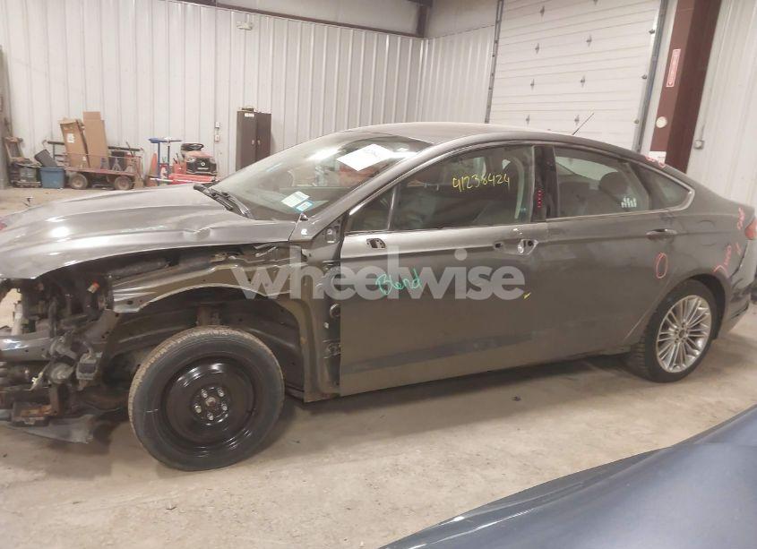 Photo 15 of 2014 Ford Fusion SE (VIN 3FA6P0H95ER308822)