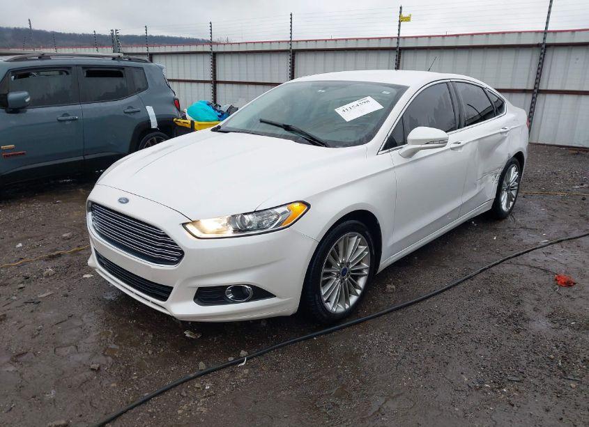 Photo 2 of 2014 Ford Fusion SE (VIN 3FA6P0H95ER360984)