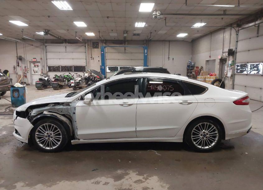 Photo 15 of 2014 Ford Fusion SE (VIN 3FA6P0H95ER381723)