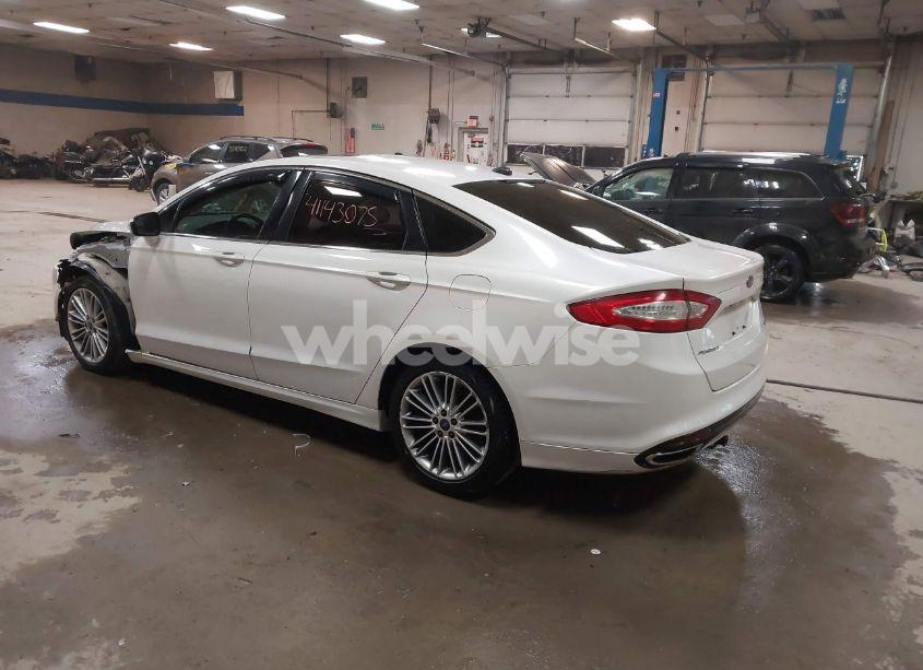 Photo 3 of 2014 Ford Fusion SE (VIN 3FA6P0H95ER381723)