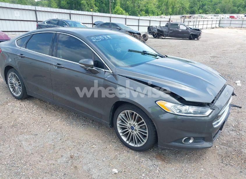 2015 Ford Fusion SE (VIN 3FA6P0H95FR138351) main photo