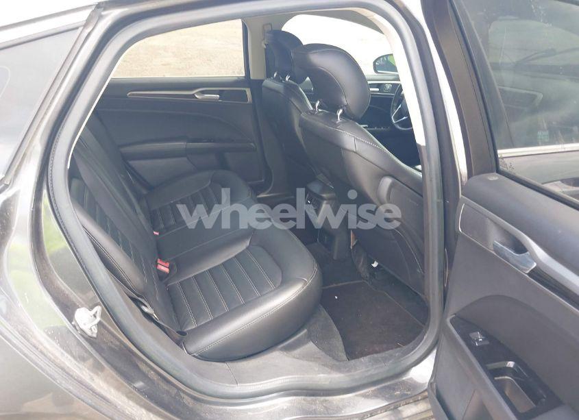 Photo 8 of 2015 Ford Fusion SE (VIN 3FA6P0H95FR138351)