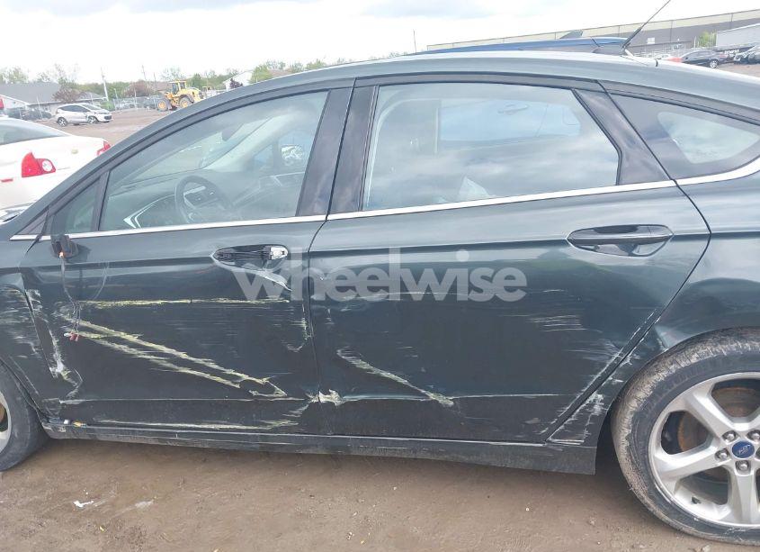 Photo 14 of 2015 Ford Fusion SE (VIN 3FA6P0H95FR218460)