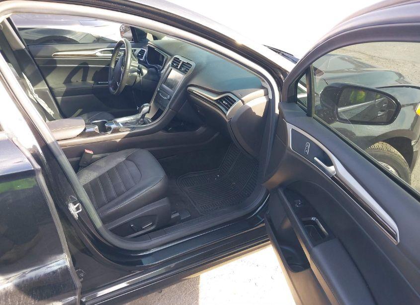 Photo 5 of 2015 Ford Fusion SE (VIN 3FA6P0H95FR262314)