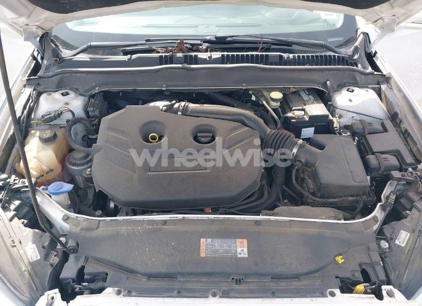 Photo 10 of 2015 Ford Fusion SE (VIN 3FA6P0H95FR272650)