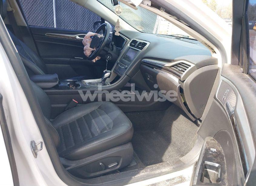 Photo 5 of 2015 Ford Fusion SE (VIN 3FA6P0H95FR272650)