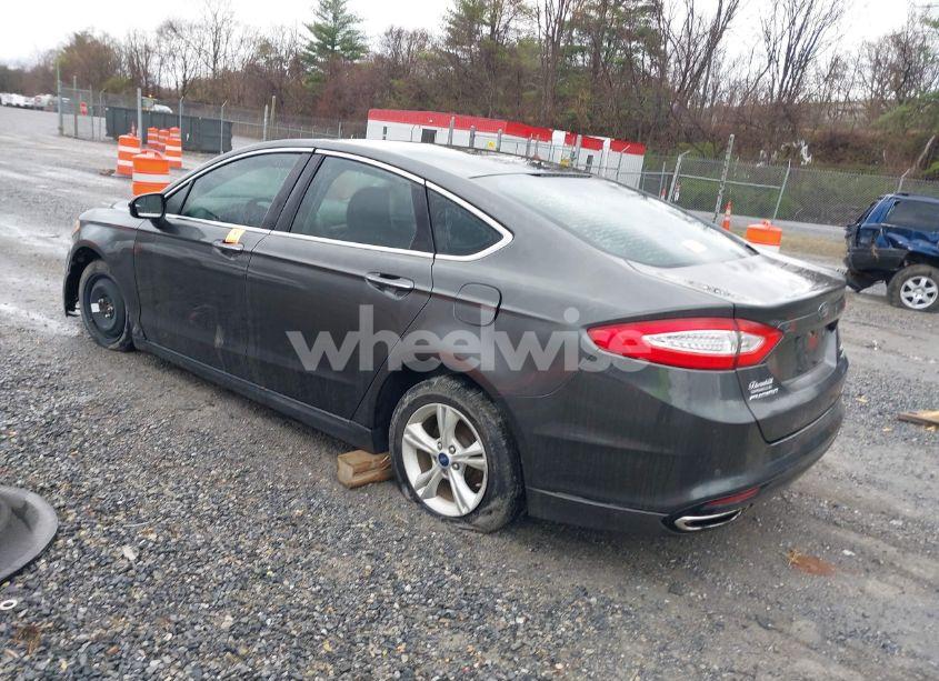 Photo 3 of 2015 Ford Fusion SE (VIN 3FA6P0H95FR277248)