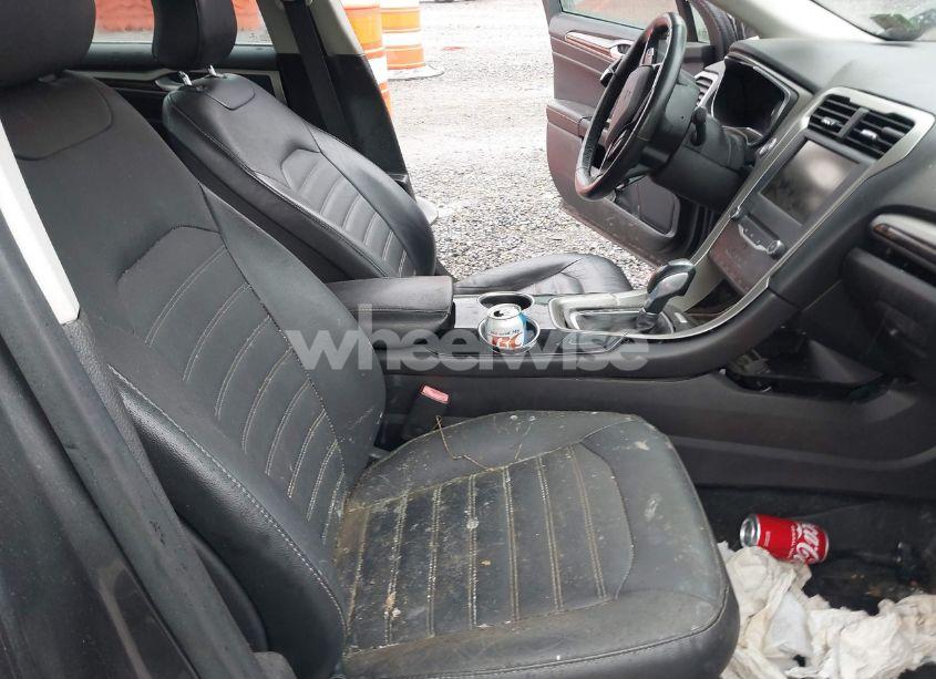 Photo 5 of 2015 Ford Fusion SE (VIN 3FA6P0H95FR277248)