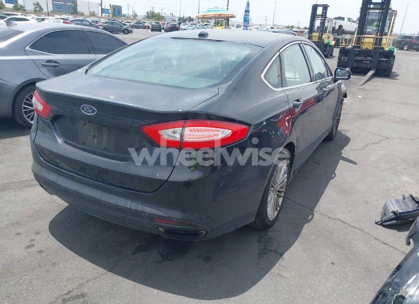 Photo 4 of 2016 Ford Fusion SE (VIN 3FA6P0H95GR188071)