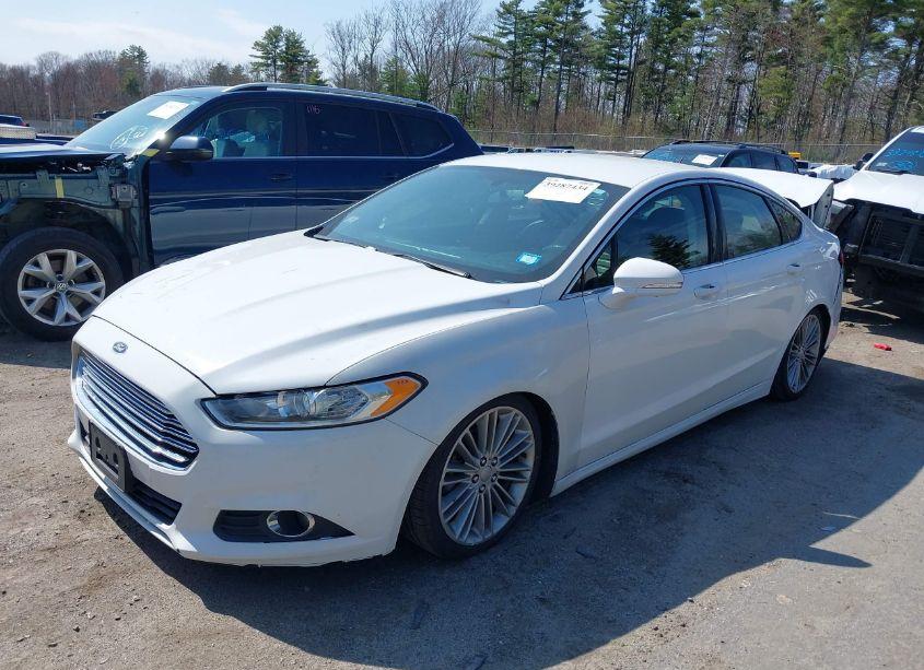 Photo 2 of 2016 Ford Fusion SE (VIN 3FA6P0H95GR198230)