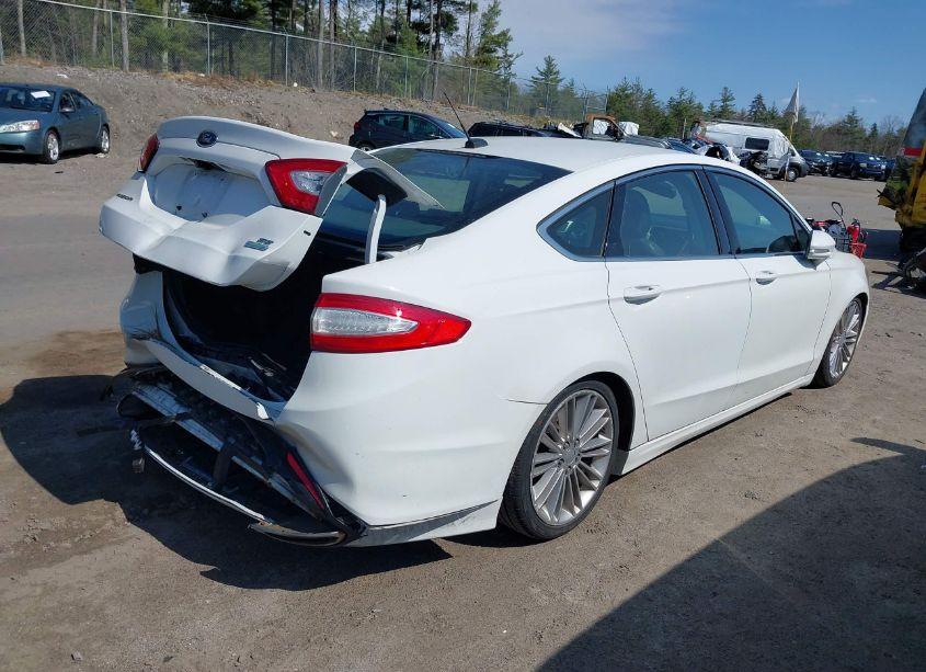 Photo 4 of 2016 Ford Fusion SE (VIN 3FA6P0H95GR198230)