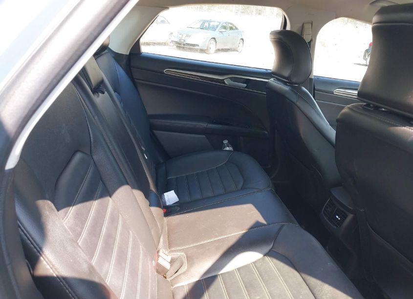 Photo 8 of 2016 Ford Fusion SE (VIN 3FA6P0H95GR198230)