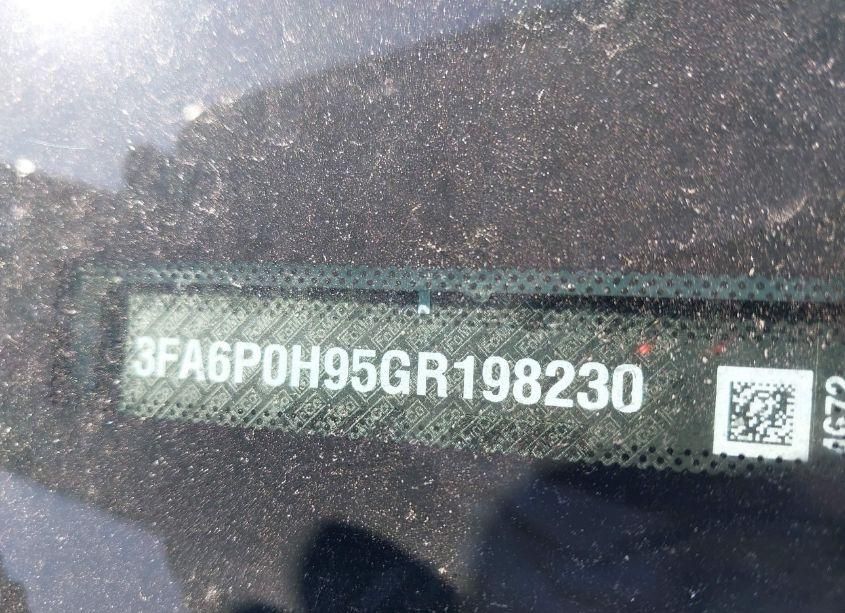 Photo 9 of 2016 Ford Fusion SE (VIN 3FA6P0H95GR198230)