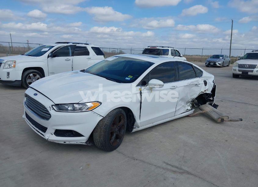 Photo 2 of 2016 Ford Fusion SE (VIN 3FA6P0H95GR366111)