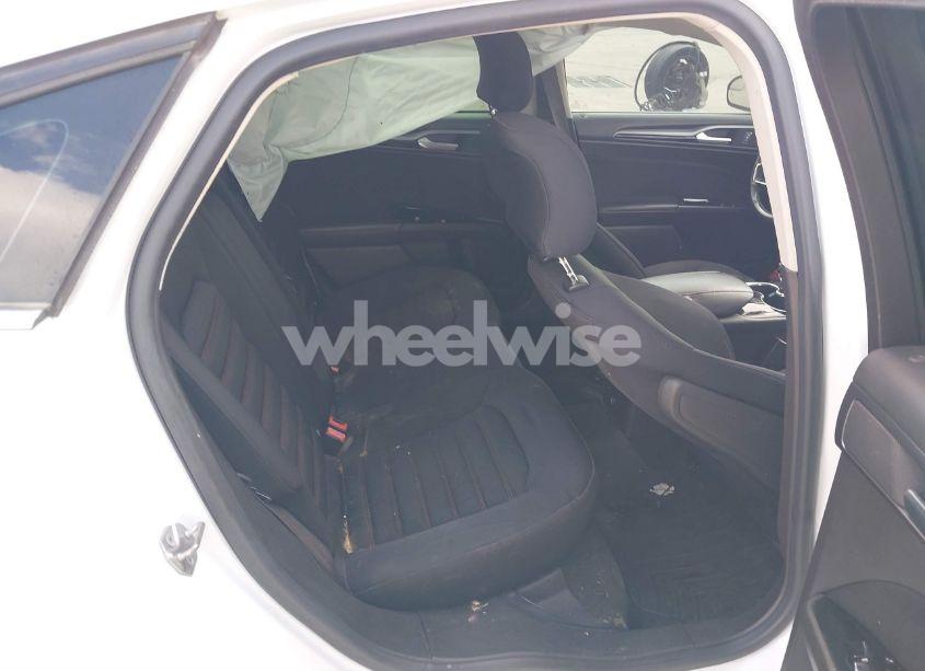 Photo 8 of 2016 Ford Fusion SE (VIN 3FA6P0H95GR366111)