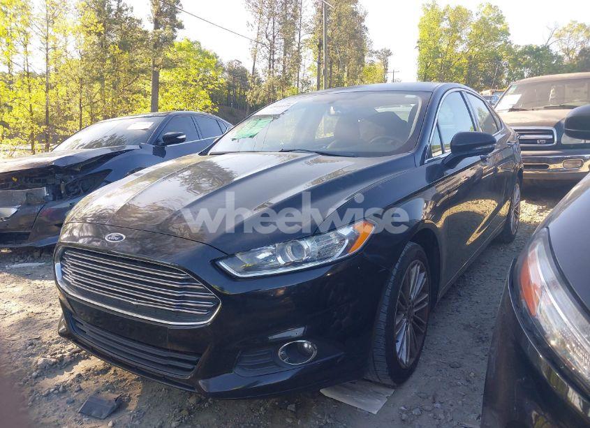 Photo 2 of 2016 Ford Fusion SE (VIN 3FA6P0H95GR376217)