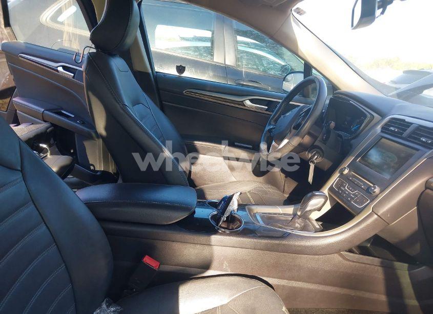 Photo 5 of 2016 Ford Fusion SE (VIN 3FA6P0H95GR376217)