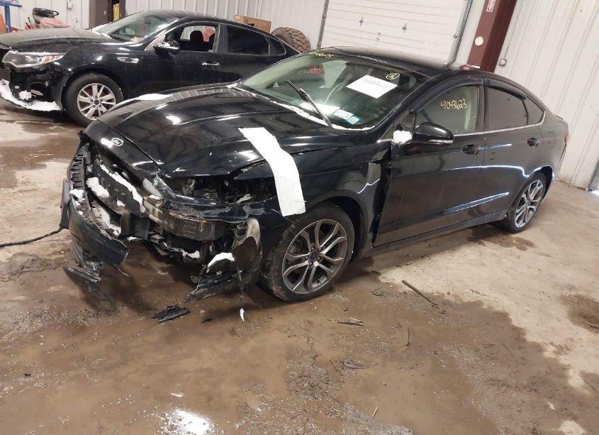 Photo 2 of 2017 Ford Fusion SE (VIN 3FA6P0H95HR289158)