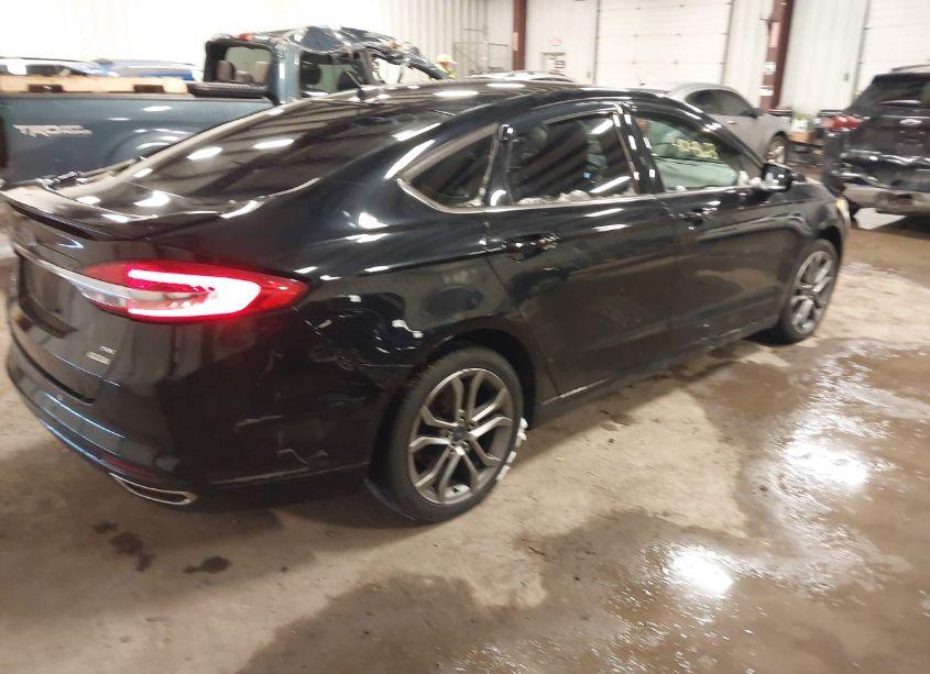 Photo 4 of 2017 Ford Fusion SE (VIN 3FA6P0H95HR289158)