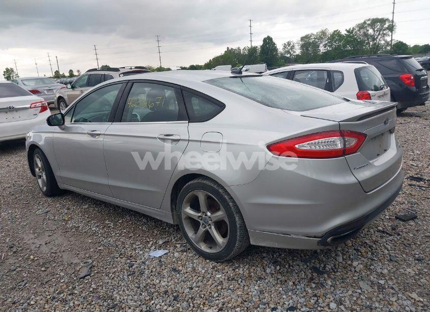 Photo 3 of 2013 Ford Fusion SE (VIN 3FA6P0H96DR162297)