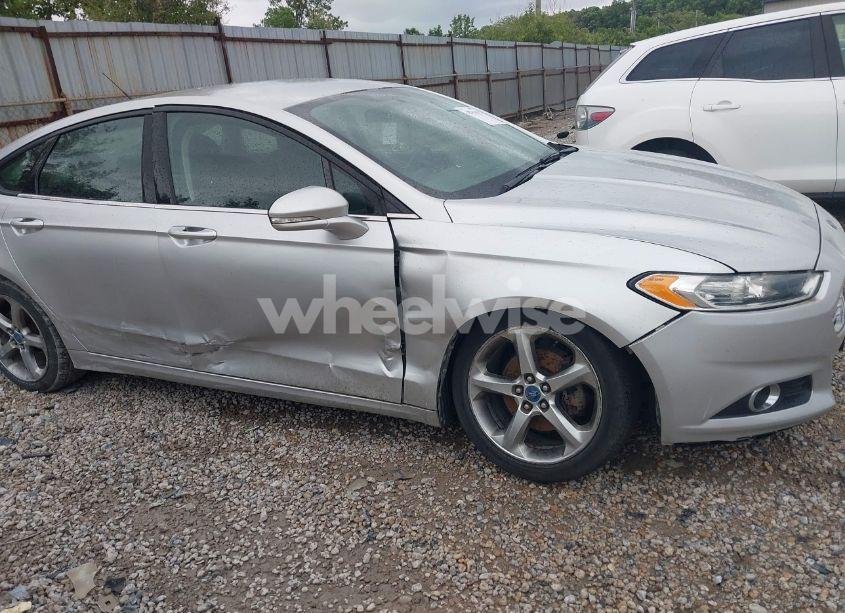 Photo 6 of 2013 Ford Fusion SE (VIN 3FA6P0H96DR162297)