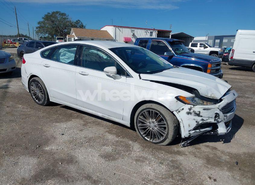 2013 Ford Fusion SE (VIN 3FA6P0H96DR268023) main photo