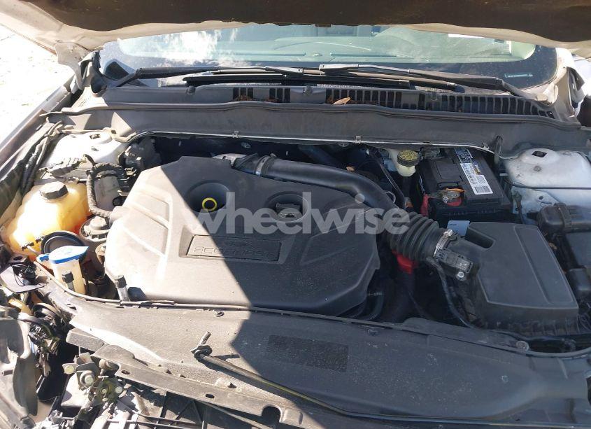 Photo 10 of 2013 Ford Fusion SE (VIN 3FA6P0H96DR268023)