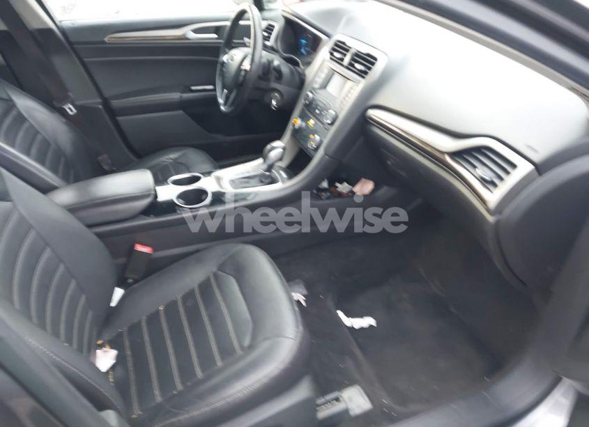 Photo 5 of 2013 Ford Fusion SE (VIN 3FA6P0H96DR331265)