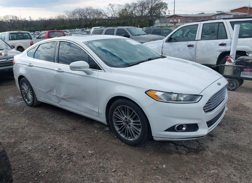 2014 Ford Fusion SE (VIN 3FA6P0H96ER186746) main photo